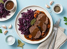 Image of Sauerbraten mit Rotkraut