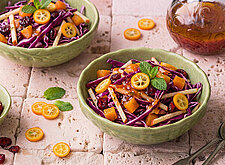 Image of Salat mit Aprikosen & Cranberry Dressing