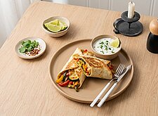 Image of Airfryer Wraps mit Gemüse und Käse