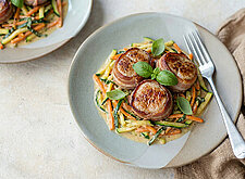 Image of Schweinemedaillons auf Gemüse