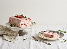Image of Erdbeer-Quark-Terrine