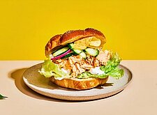 Image of Pulled Lachs Bagel Sandwich