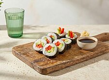 Image of Sushi mit Paprika und Avocado