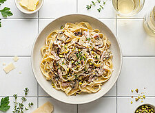 Image of Bandnudeln mit Pilz-Schinken-Soße